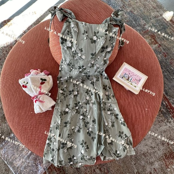 Reformation Twilight Dress - Verde - Picture 12 of 13